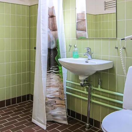 2 Bedroom Awesome In * Allinge-Sandvig