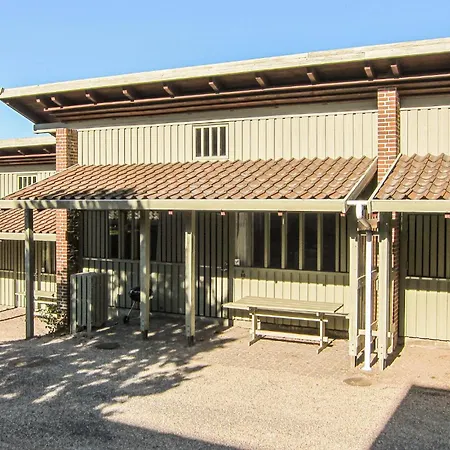 Apartment 2 Bedroom Awesome In